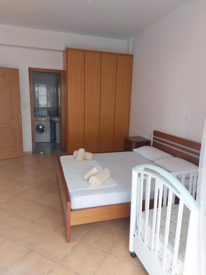 Family Apartments Sarandë Buitenkant foto